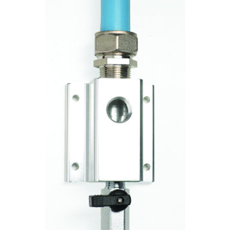 3/4" MAXLINE SINGLE PORT OUTLET KIT IN CLAMSHELL, 1/2"" NPT OUTLET PORT
